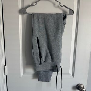 Pure Champ Men’s Gray Sweatpants